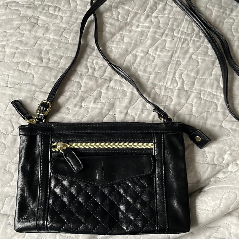 Woman multi pocket black crossbody